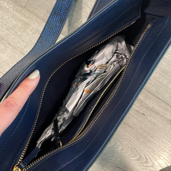 Tory Burch Gemini Link Snake Crossbody Bag - Picture 6 of 9